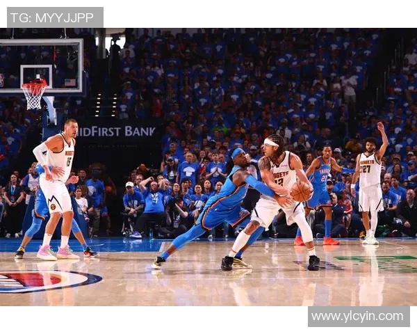 2015季后赛勇士与雷霆的激烈对决与历史性时刻回顾 2015季后赛勇士与雷霆的激烈对决与历史性时刻回顾